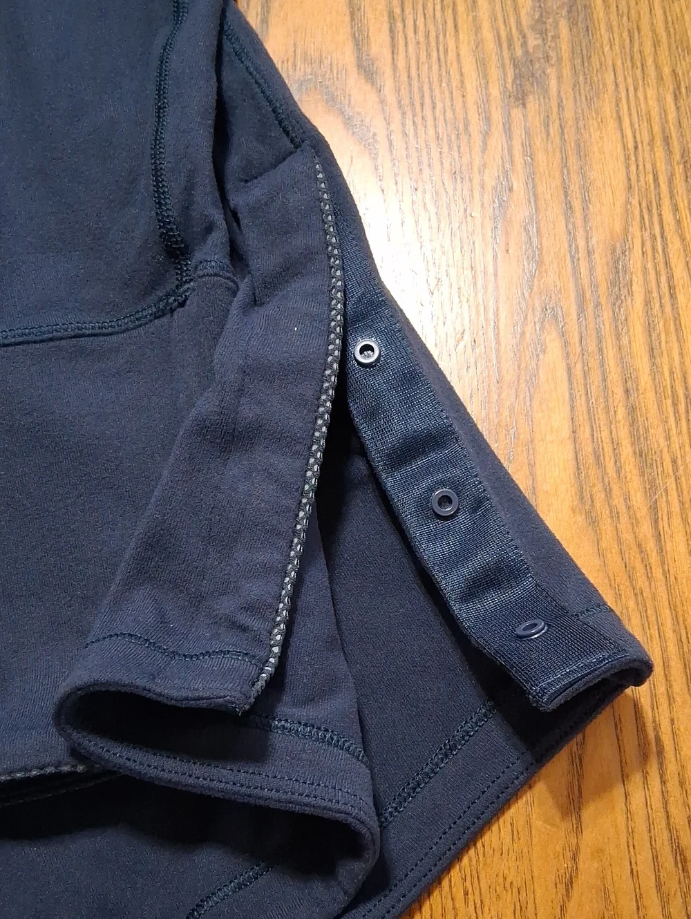 LULULEMON TURTLENECK Womens LARGE ?? NAVY BLUE Used Shirt Top Athleticwear